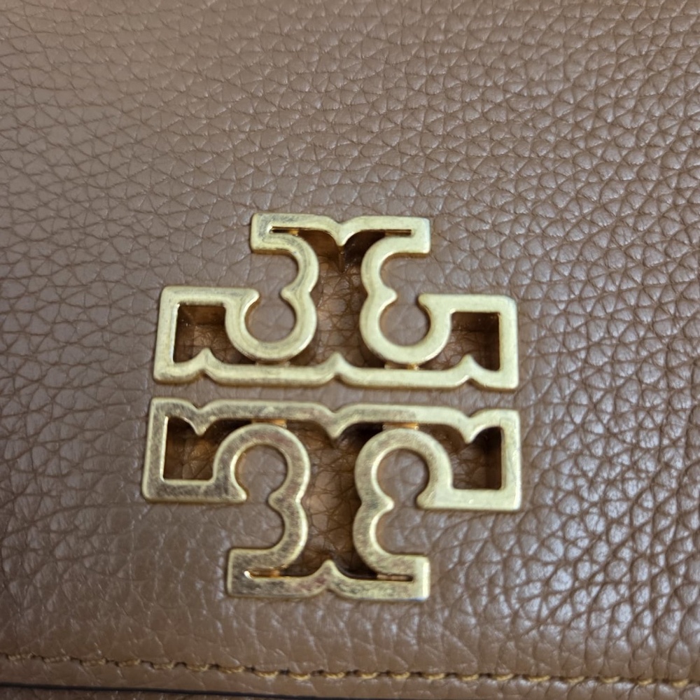 Tory Burch Crossbody Purse (Pebbled Leather) - Picture 4 of 16